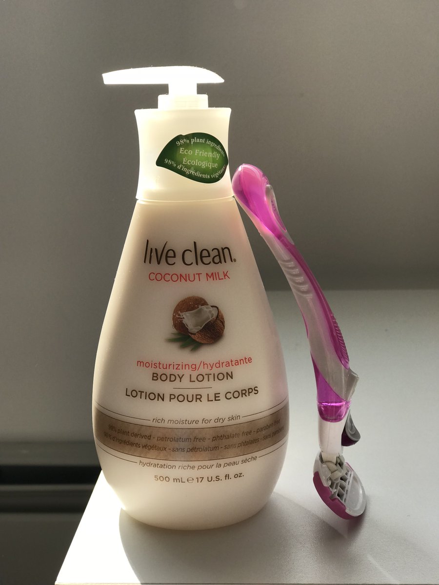 ElisaCavaliere's tweet photo. What better to finish off my fresh shave then with #LiveCleanUSA  #LiveCleanCoconut  Thank you @influenster #Complimentary https://t.co/M9UOiuUsee