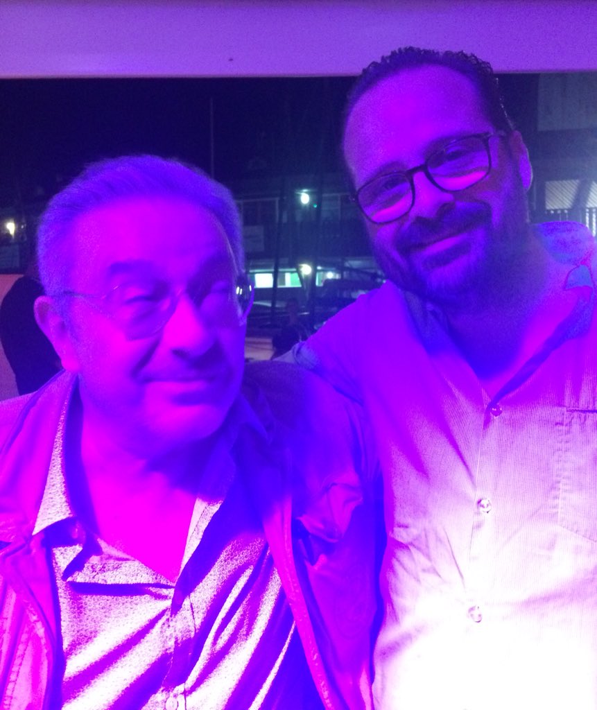 janfygautier's tweet image. Jean Fauque a été le parolier d’Alain Bashung.
Il a écrit Osez Joséphine, Ma petite entreprise, Fantaisie militaire, Aucun express, La nuit je mens...
J’ai pris Jean Fauque dans mes bras.
#Francos2018