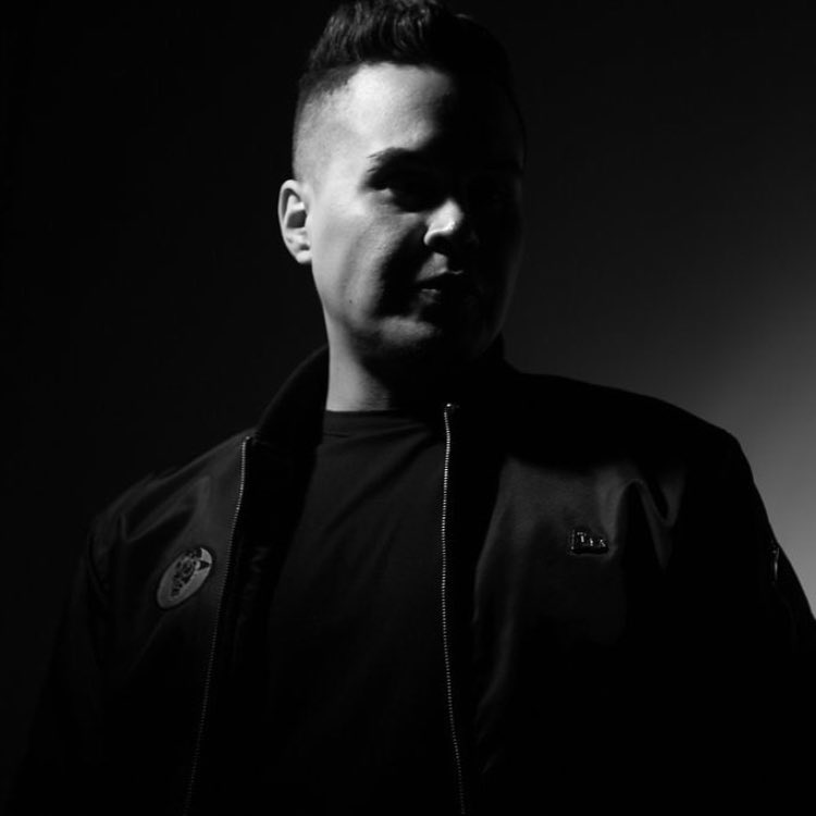 We’re coming at you live with our very talented guest <a href="/jeanpierrenyc/">Jean Pierre</a> tomorrow from <a href="/halcyon_nyc/">halcyon the shop</a> for a new edition of our series Vinyl Sessions.  Join us in store where we’ll be jammin’ from 4-8😎