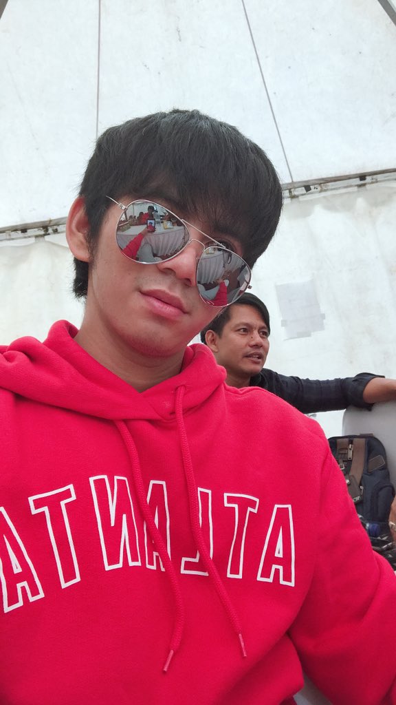 Ridho 2{R} tweet media