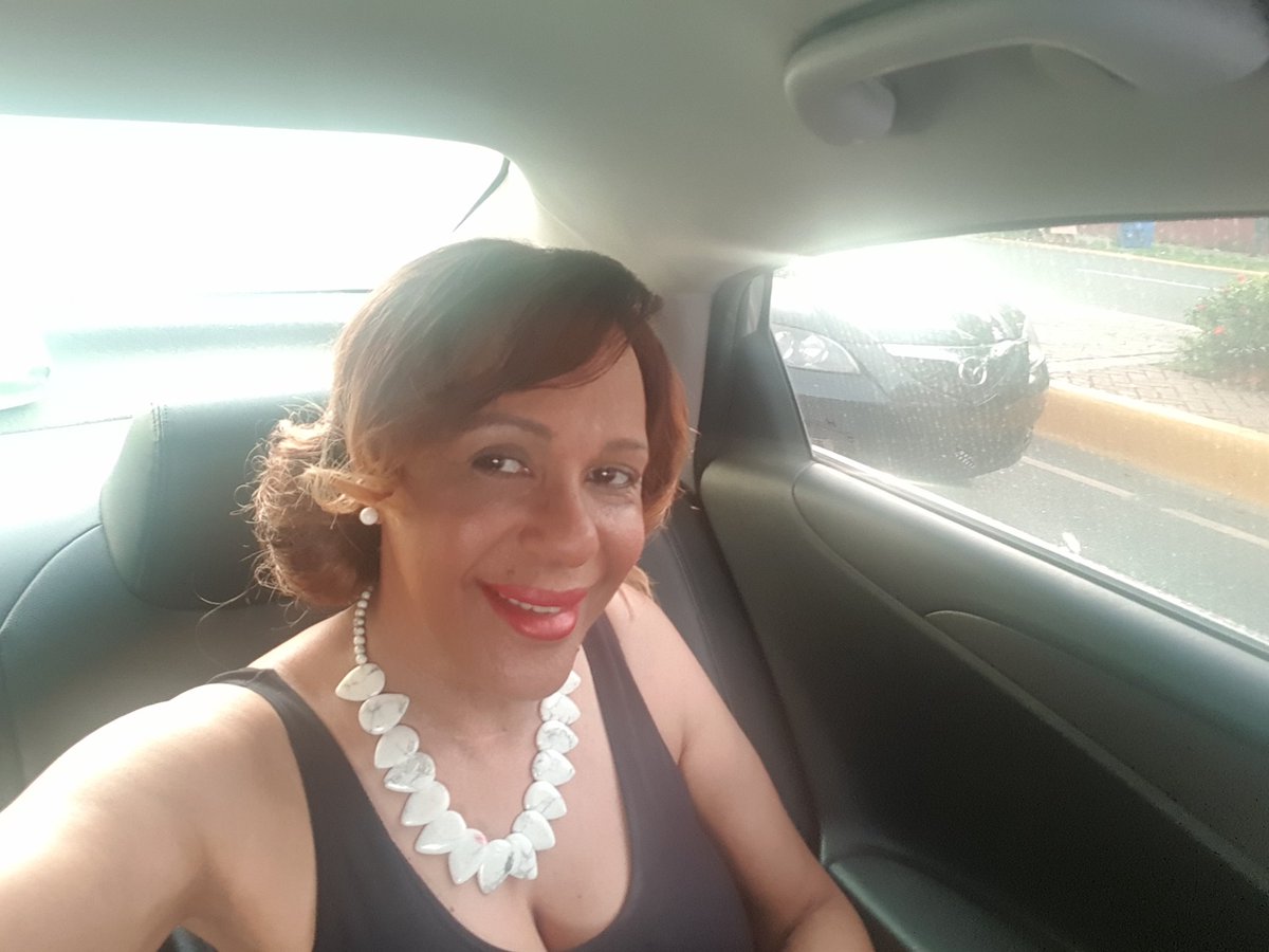 MarthaBeato's tweet photo. Viernes...amo los viernes https://t.co/YECbBbqvUR