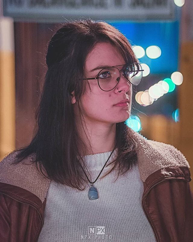 nanchubot's tweet photo. https://t.co/QJD3EcsQyW The Bridge (2/3) 🌉
Ella: @cinngentile ©JUL.2018 .
.
.
#patagonia #model #glasses #moody #girl #bokeh #vsco #photoart #night #vintagestyle #streetphotography #portrait #composition #photographers #latergram #fashionphotography #argentina #blue #latep… https://t.co/yqR90GGhGt