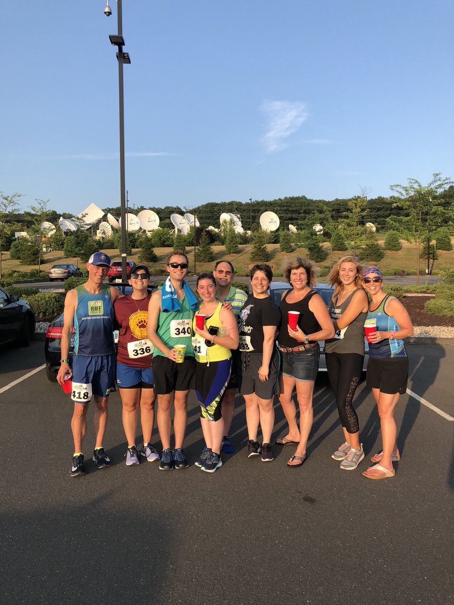 RubensteinESPN's tweet photo. #ESPN5K completed! Not many people want to run where they work but what a fun way to spend a Friday night! #SatelliteFarm #ESPNLife https://t.co/ybHcblvROk