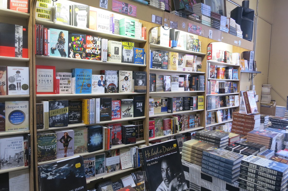 LAParentMag's tweet photo. Longing for a #datenight this weekend?

We’re here for all the recommendations that writer LaCoya Katoe gives us in this month’s #DateWithLA in historic #LeimertPark.

You can find this lovely write up on a new #coffeeshop, #jazz, #LiteraryLA and more at https://t.co/ID6qFhHlUw https://t.co/Rf82jjYL6l