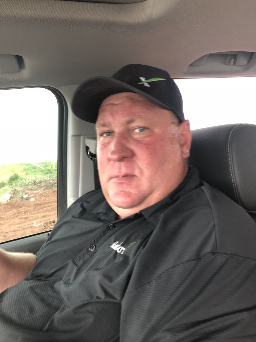 RobGalyen's tweet photo. Working on hydrating hard to wet soils. #SomeoneOverheated
#PeneCal #MainstayCa
@redoxgrows https://t.co/JsA4eFdEv8