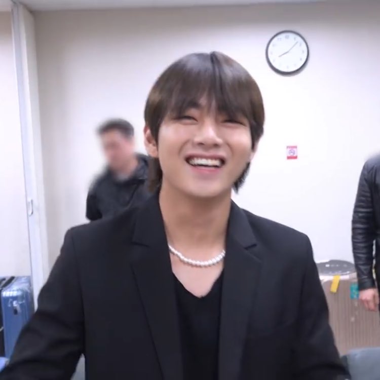 taehyung pics⚡️ tweet media