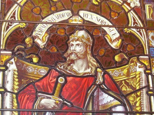goodvibes11111's tweet photo. HILO-EL REY VIKINGO BLUETOOTH

Harald Blåtand, el Rey Bluetooth, recibió ese apodo por el diente podrido de color azulado que lucía en su sonrisa. Fue rey de Dinamarca aproximadamente desde el año 958 hasta su muerte, y rey de Noruega a partir de 970... https://t.co/FtvODc27xv