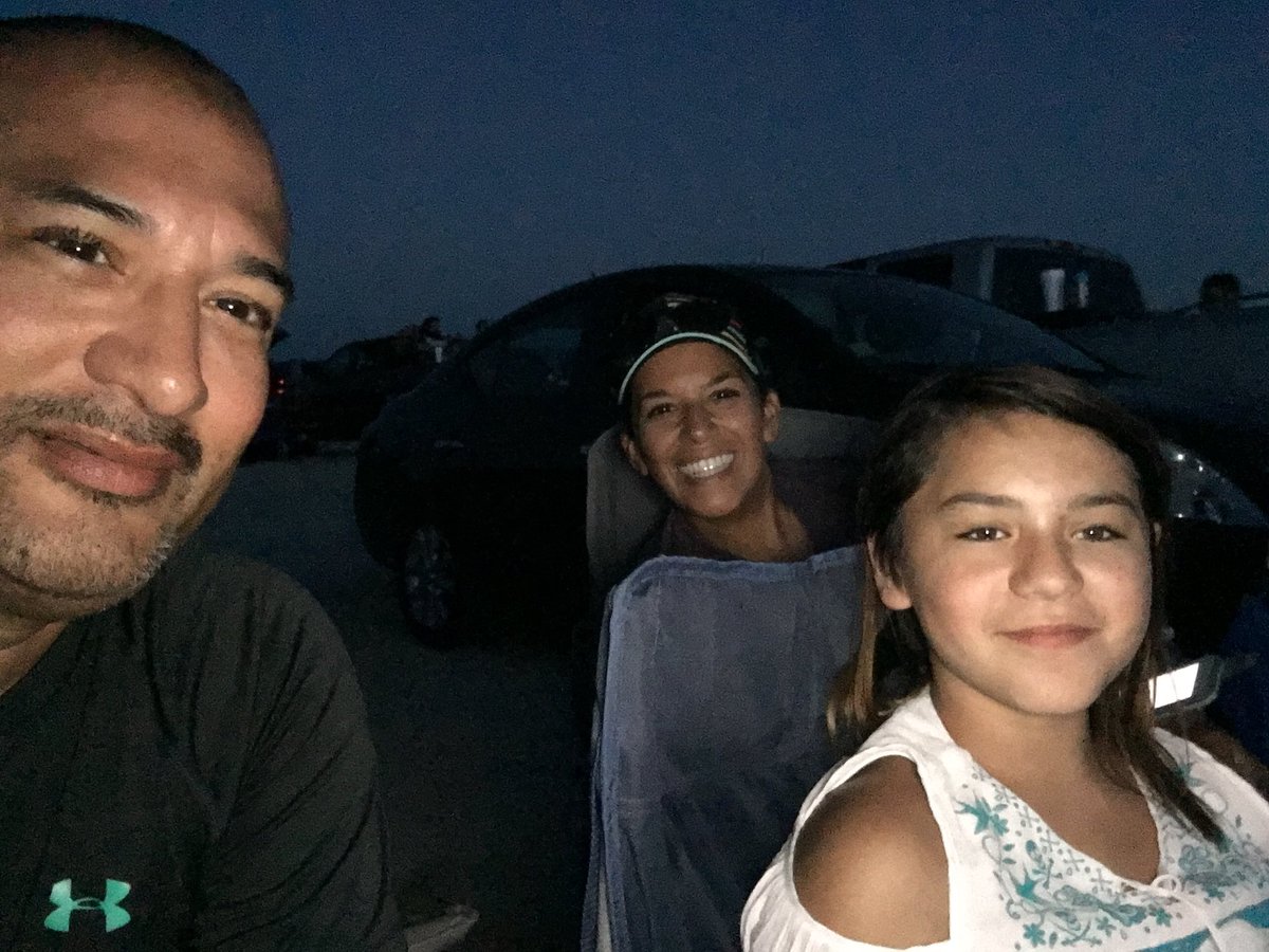CoachGonzalez37's tweet photo. Summer fun continues! First time in a long time, drive in movie with the family! #starsandstrpe #HotelTransylvania3  #lobosummerselfie  #movieselfie https://t.co/AdJcNyUcpO