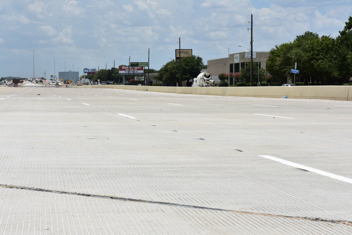 othon_inc's tweet photo. Engineers discussing upcoming traffic switch on US 290 in Houston. https://t.co/q9lShWkt0r