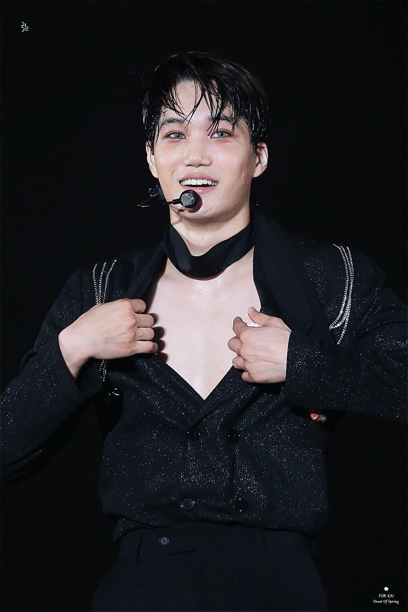 EXOCASTLE's tweet photo. [HQ] 180713 Kai at #TheElyXiOn_dot⁠ ⁠Day 1 
cr: Kai Spring 
https://t.co/WUYOckUnBR
https://t.co/puIVXVIuDt

#EXO⁠⁠⁠⁠ #weareoneEXO⁠ ⁠⁠ #EXO_ComingSoon⁠ ⁠⁠#EXOPLANET⁠ ⁠ #ElyXiOnDotinSeoulD1 ⁠ @weareoneEXO https://t.co/h8F4C9IhEX