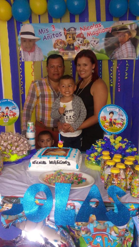 juli_Papoche's tweet photo. Tus cumple https://t.co/J7rZVoIIH0
