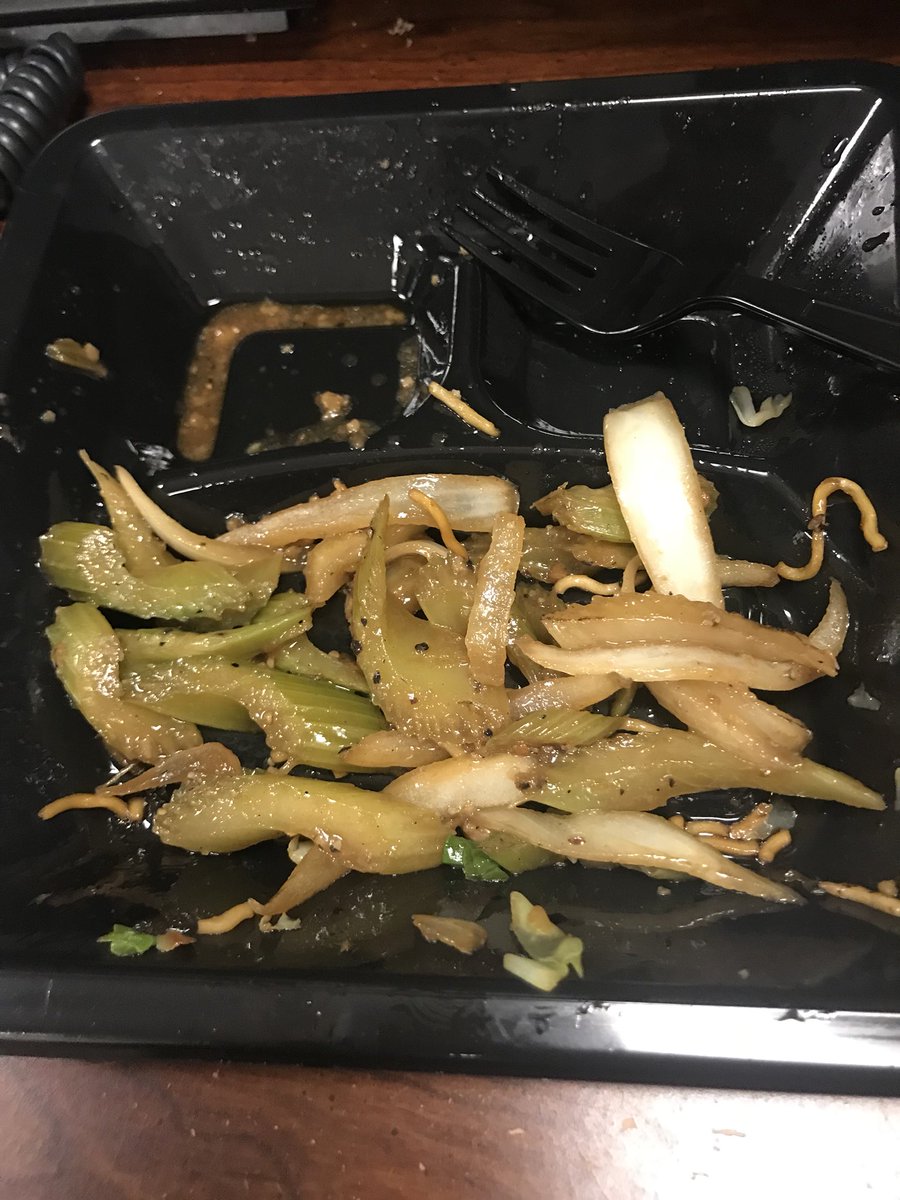 gstarluv's tweet photo. Seriously @PandaExpress next time can I have actual chicken with my order of Black pepper Chicken!! #disgrace https://t.co/K3O801mCr2
