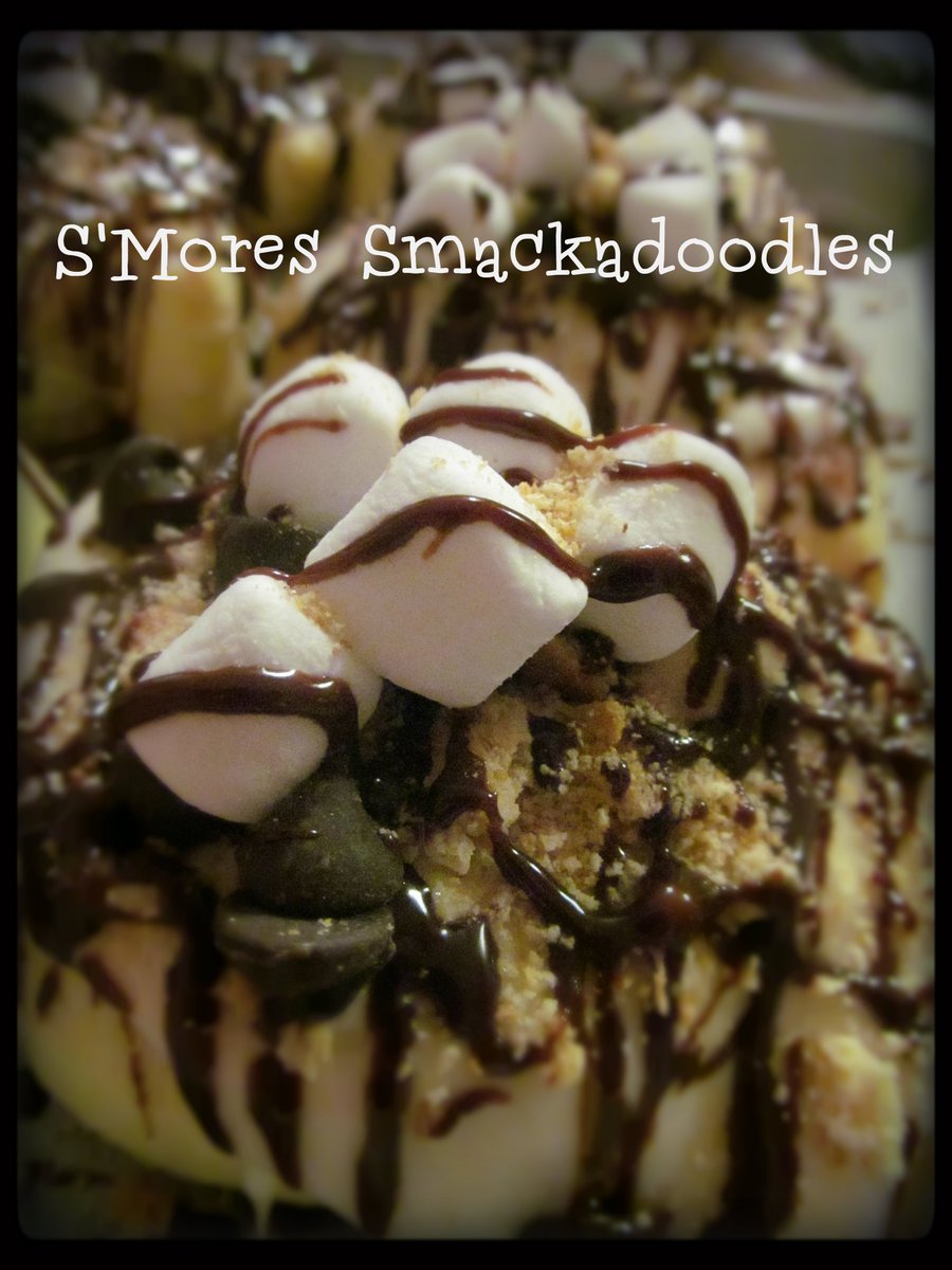 Smackadoodles's tweet photo. #attleboro and #somerset on Saturday. S'mores, Lemon Blueberry, savories will vary by location. Gluten Free at both. Shout outs to Moriah &amp; Hannah who'll be manning the booths. #sweetandearthy open from 8a-3p. https://t.co/piYIM2Tutq