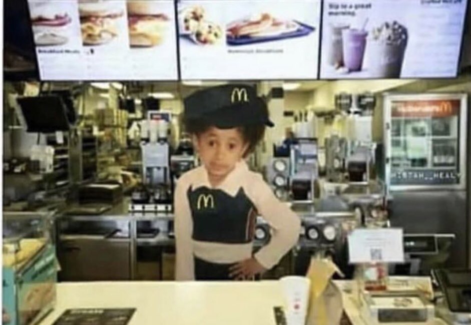 RealKhalilU's tweet photo. “My manager said that the shake &amp; ice cream machine don’t work” https://t.co/VY2ATaKXKm