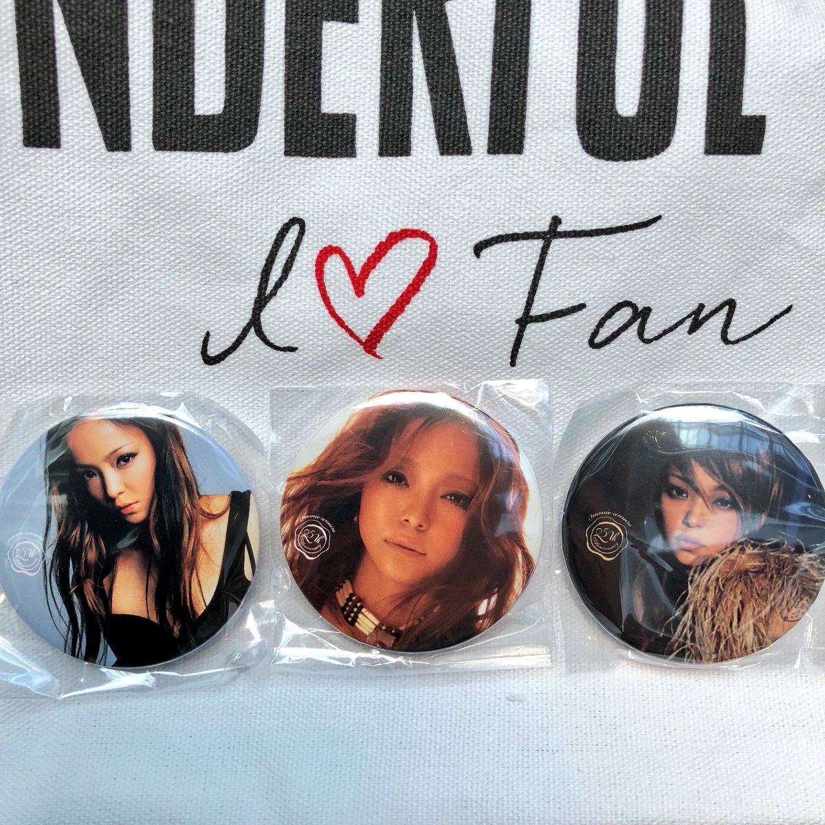 DrChronus_0920's tweet photo. 続き。ガチャガチャ結果。
被り無し😘
#安室奈美恵 #NamieAmuro
#FinallSpace
#大阪会場 #ナレッジキャピタル
#7月14日 #初日 https://t.co/0dhgKIiTqR