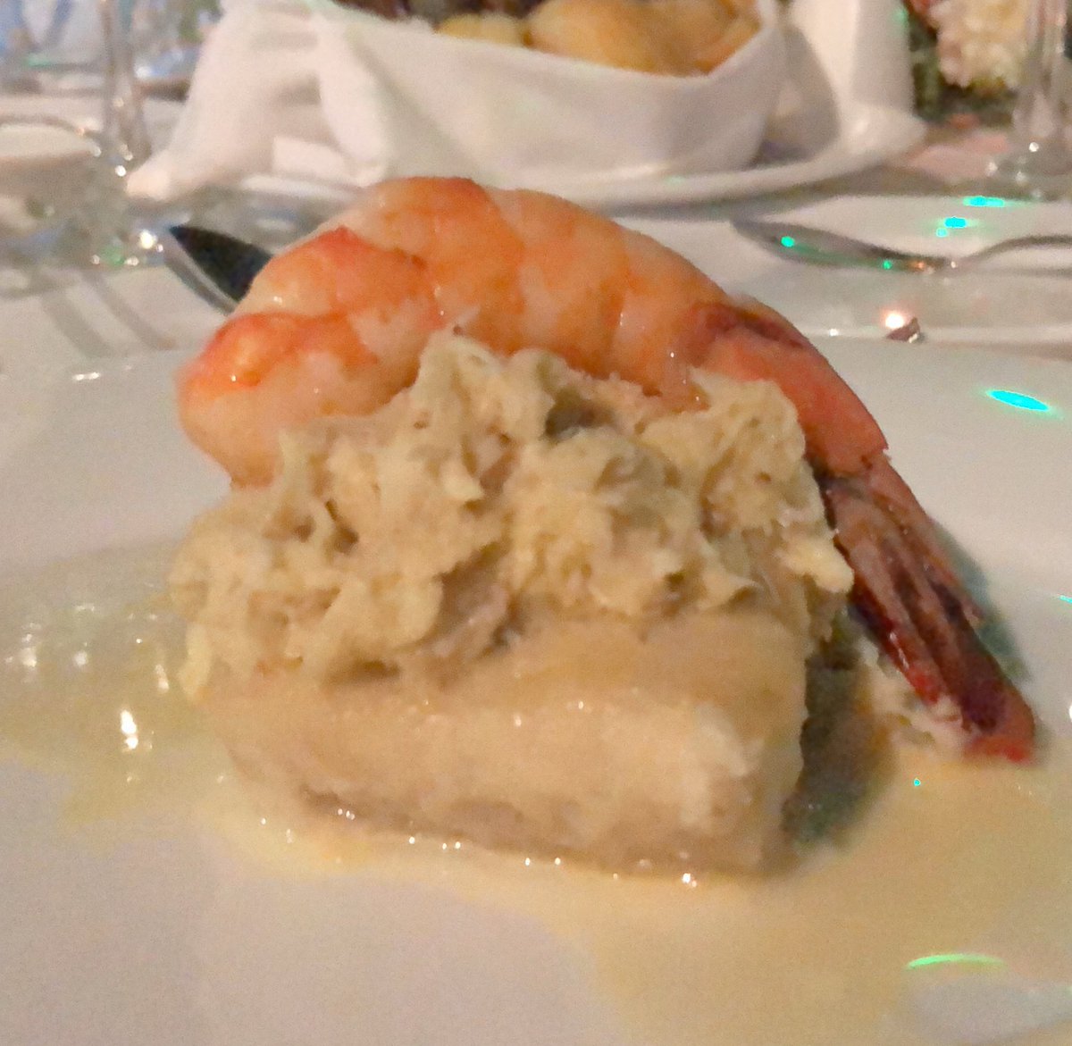 CARASmexico's tweet photo. Estamos en el primer festival gastronómico #EVMT2018 con creaciones de los chefs @AquilesChavez @Chefangelgarcia @Robinfoodie entre otros. 🍴🥂🙌🏻👨🏻‍🍳🍤 #holaprincess #EntreVinoMaryTierra https://t.co/eqRW2NPX8t