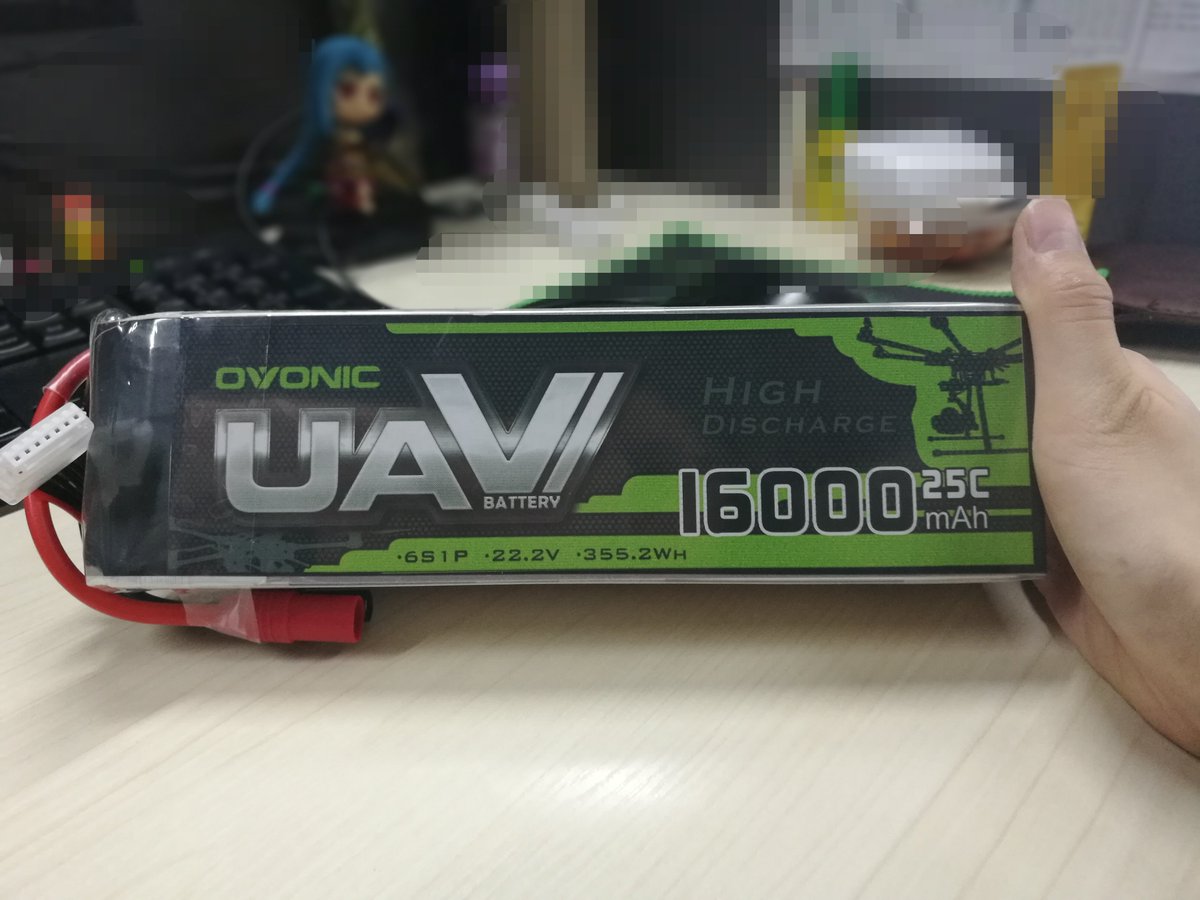 Ovonic11's tweet photo. Huge Guy!!
OVONIC #Lipo #battery 
16000mAh 6S 22.2V 25C!!!
Try it in the #UAV !!!! https://t.co/6v5SckvRaJ