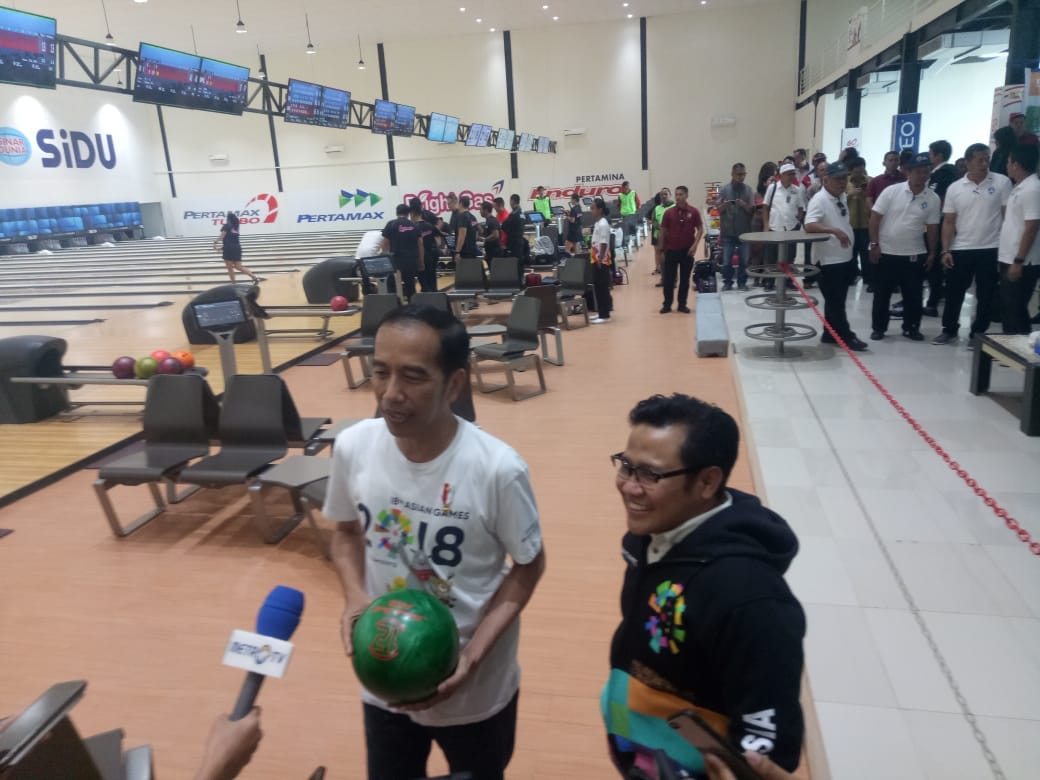 Brigade01_2019's tweet photo. Kereen nich 👍sdh mulai memperlihatkan keseresian

@jokowi dan @cakimiNOW
Ke Venue Asian Games di Palembang 

#JOIN2019 
#AsianGamesKita
#AsianGames2018

@KORNASJOIN @Jkw_CakImin
@manika_ARB @santripanglima @PanglimaJOIN @Join_Sukabumi
@JOINKalsel @JOIN_Bengkulu
@JoinOkut https://t.co/SCHFABo8p6