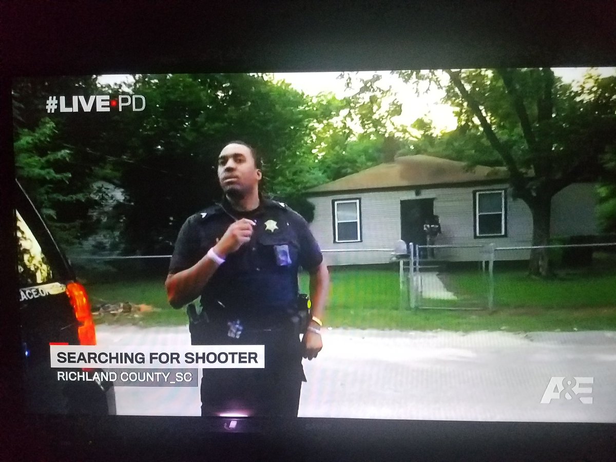 brenking94's tweet photo. Tonight is for the og @K_Law124 thank you for all that you do and all of us @LivePDNation gonna miss watching you on #LivePD #LivePDNation @LivePdFantasyLG @RCSD #KLaw #LivePDLegend https://t.co/0wYceRvQDt