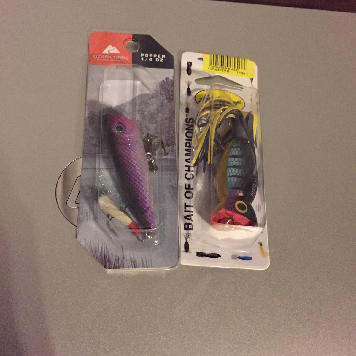 AddictionsCo's tweet image. The lures for the giveaway are here!!! Go follow my instagram to enter the giveaway for a chance to win the “Purple Popper, and the “Hula Popper”