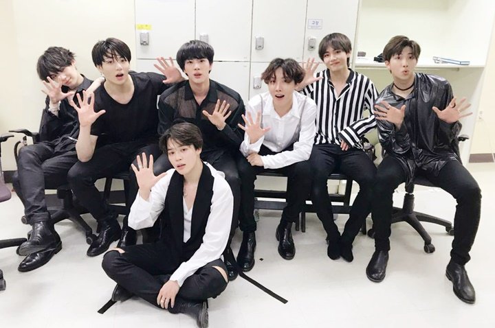 sweetyyymillie's tweet photo. Hello BTS 💃🙌
I'm kurdish Army
Please coming back 🙌💃
#BTSISCOMINGBACK
#kurdisharmy
#btskurdish
@BTS_twt https://t.co/pWdUXaS6nK