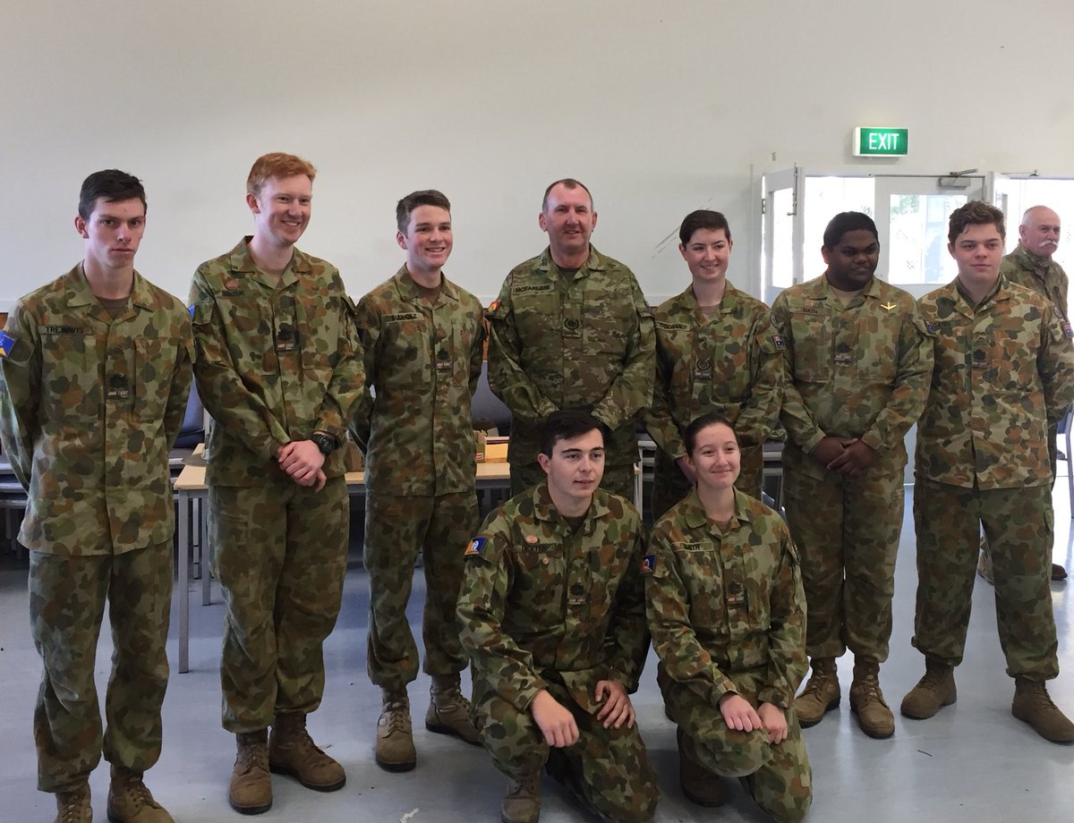 Fantastic meeting the National Australia Army Cadet RSM and BDE and Unit RSM’s this morning. Outstanding young Australian’s. <a href="/RSMAusArmy/">RSM-A Kim Felmingham</a> #Good Soldiering.