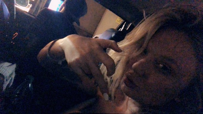 My bf hates my annoying ass rn 😂😂😂🤚🤚🤚 https://t.co/VEc4eZUWJP