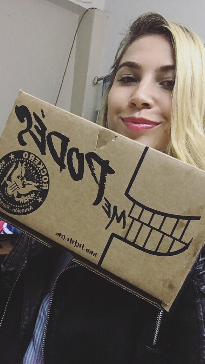 SoleRossner's tweet photo. #MePodes @rockeropy 😍🤤 https://t.co/d3STRDGSDB