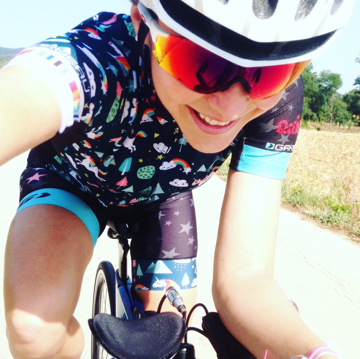 SarahKimBonner's tweet photo. Bringing the magic ๐ฆ๐ #sweatingglitter โจ #garneau #unicorn #cyclingkit #triathlon #cycling #dreamfactory https://t.co/PR7HCUJGnz
