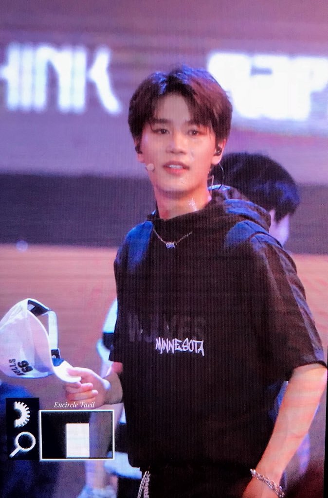 Encircle0614's tweet photo. 180714 BuzzerBeatFestival2018 
#태일 #문태일 #TAEIL #NCT127 https://t.co/W7T7ML0LGW