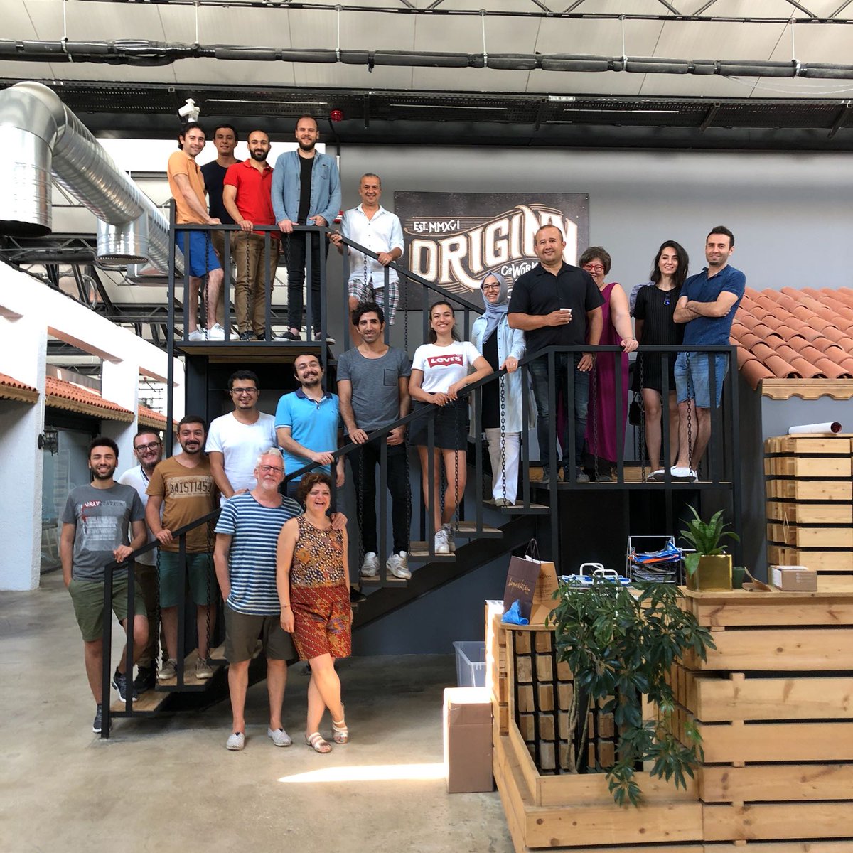 techn_roll's tweet photo. Startup hızlandırma programı tüm hızıyla ve keyfiyle devam ediyor. Paydaşımız Originn’e de ev sahipliğinden dolayı teşekkür ederiz.
#LoveTechStartUp #TechnRoll #startups https://t.co/azZEQhxDQb