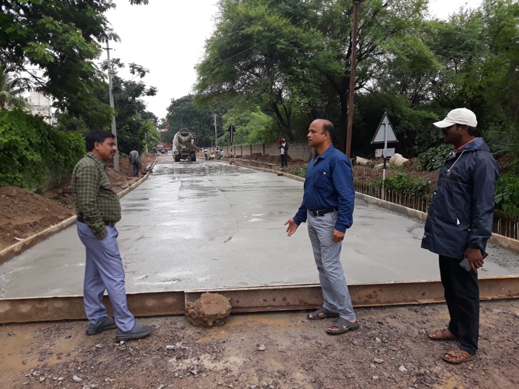 SwachhNamaskaram Laying CC Road work (M10 grade RMC) near Rly. Gate , BHEL Colony wno 134of Alwal Circle