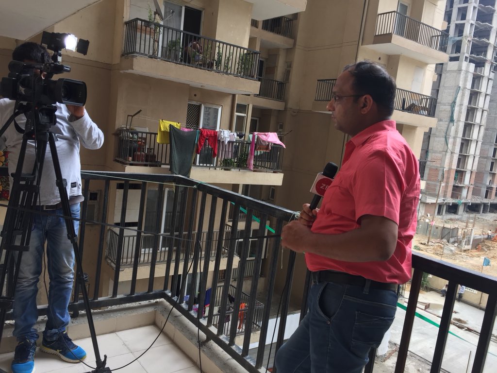 ADVBuyers's tweet photo. Thank you Gaurav Khosla of  @ZeeBusiness for your coverage today to highlight problems of La Residentia and La Palacia buyers and residents, we all are  looking forward to day this will be telecast! Hope @UPGovt takes notice. Thanks @nefowa2 for arranging this for us! https://t.co/JzChPpsErX