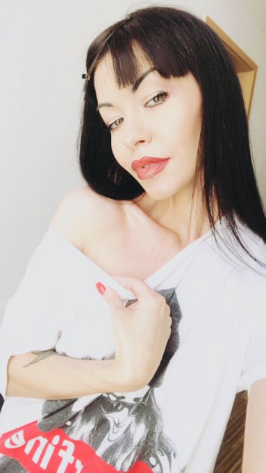 Watch SashaColibriXXX🔞♨️🔝🔝's leaked NSFW photo on TwXstars