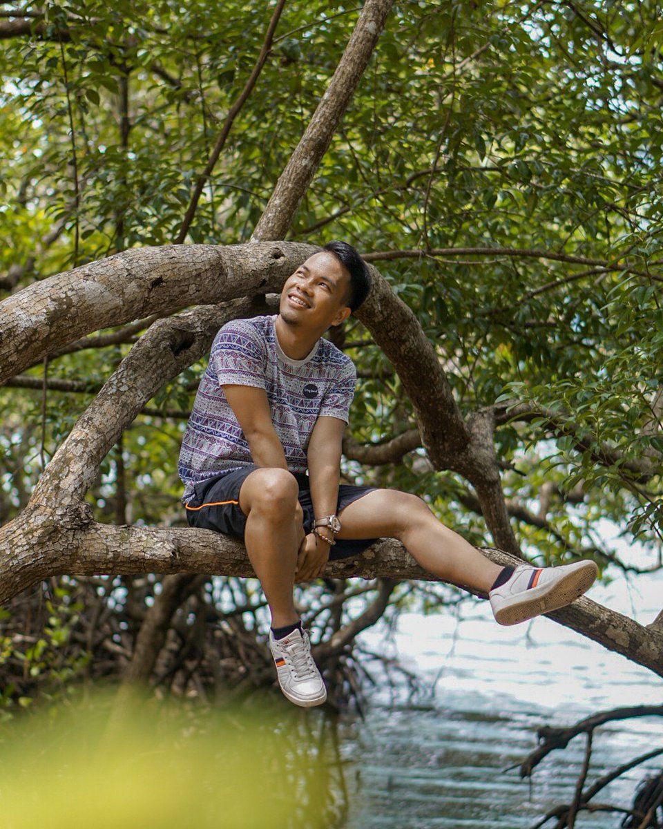 bypetexplore's tweet photo. Carefree on a weekend! 🍃🌥️
Photo by @marcoxpile.
#LostInCoron #ExploreToCreate #GoMirrorless https://t.co/AhfspPSehu