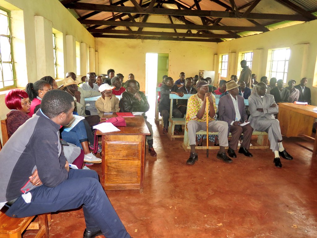 min_waterUg's tweet photo. @WSDFUganda - East and @UmbrellasWatsan - East staff carrying out community engagement and sensitization meetings in Bukwo. @AaronKabirizi @kavutse_dominic @KfWpress @ADCinUganda @sonja_hofbauer https://t.co/N9AGelDAVD