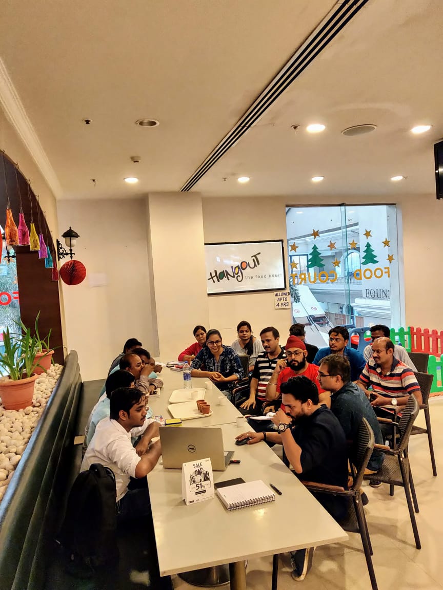 KonsoleGroup's tweet photo. and Team Lead Mr. Trilokvijay Suryavanshi.
#konsolers #creativeleadership #creativity #designers #CreativeConfidence #graphicdesigner #videodesigners #creativeteam https://t.co/KXJDEwtmFf