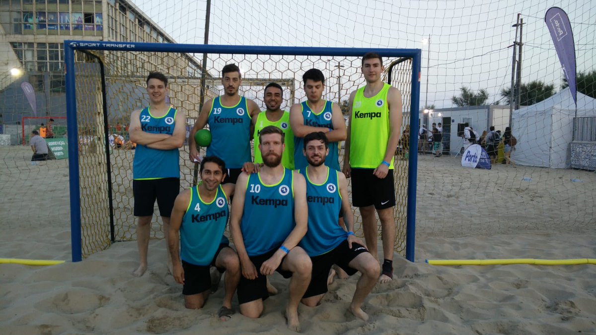 ChelseaHandball's tweet photo. A great first day in the tournament
🏖️🥅🤾♂️🤾♀️👏😎
#andebol #andebolpraia
#andebolportugal
#praia #matosinhos
#chelseahc #chelseafamily 💙💙 https://t.co/1OpiySH029