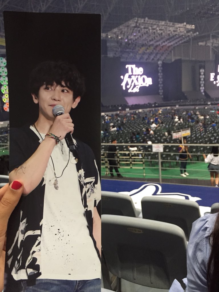 ray 🍊 tweet media