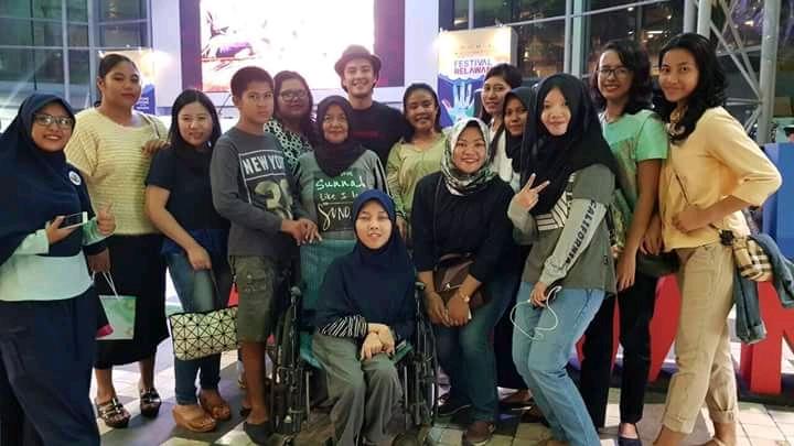 TizhaAsari's tweet photo. Morgan dan bodyguardnya wkwkwk
@morganoey
@dellamoey
@RereRegita22
@ivannaaaaaay
#morganous
โค๏ธโค๏ธโค๏ธโค๏ธโค๏ธโค๏ธ https://t.co/F5p0hVBskS