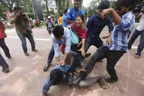 KabirHosenBD's tweet photo. #ReformQuotaBD
#We_Want_Discrimination_Free_Bangladesh
Please #broadcast this #news to know #details from #Bangladeshi #corespondent
#Free_Rashed_Faruqe_Jashim_Moshiur #Save_BD_Students #Save_Bangladesh #hrw #BBC #ALJAZEERA #WC18 #news
#NDTV #Time #bdNEWS24 #wsj https://t.co/eQhkX6be6x