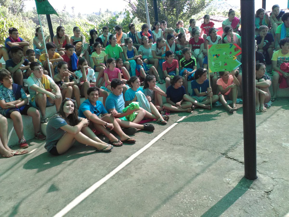 Ayer, en el segundo día de #campaga3z3, descubrimos el primer lema: Ser cooperativo. Hicimos un viaje a Grecia y conseguimos el propulsor de nuestra nave