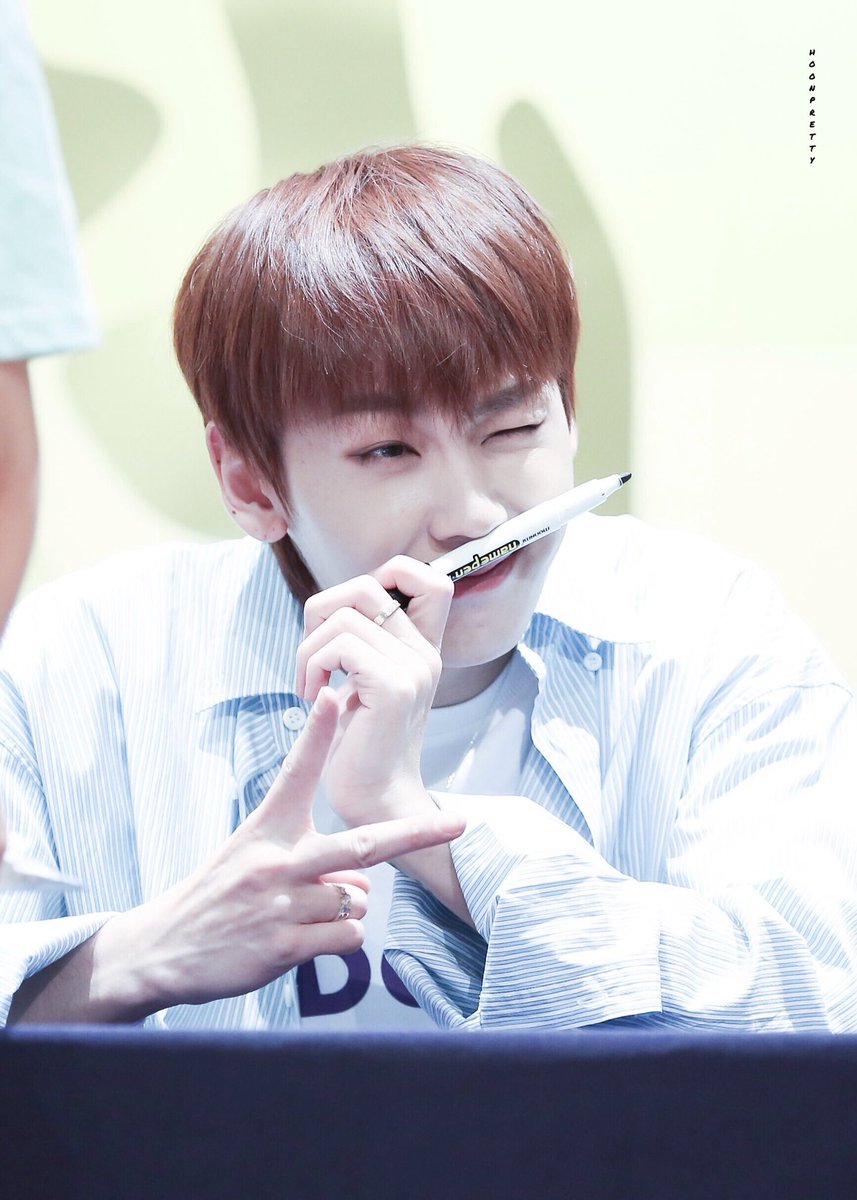180621 심석홀 팬사인회

잔망 잔망👼🏻
#일훈 #정일훈 <a href="/BTOB_ILL/">.</a>