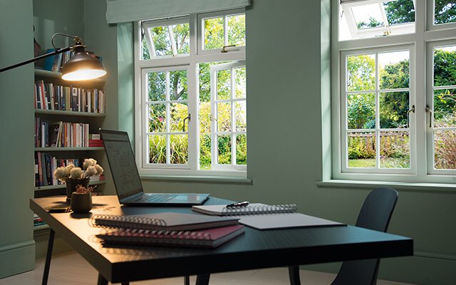 EvolutionMFG's tweet photo. Your windows, your way! You can choose to have different colour for both the inside &amp; outside of the window. Find your local installer today: https://t.co/JqjnCFiZDc #yourwindowsyourway #timberalternative #windowinspiration #windowcolour #windowinstallation https://t.co/2kmE7omgAZ
