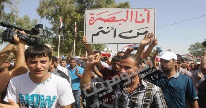 mudafer_'s tweet photo. لا تقهر انتفاضتي 
وموقعي
في موقعي
ولا ازاح
جهنم الحمراء
ملك قبضتي
أوجّه الزمان.
مثلما توجّه السفائن , الرياح
#البصرة https://t.co/MjveEikCWh