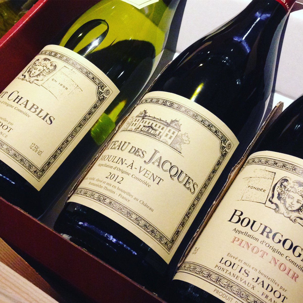 ThatSabrina's tweet image. A little throwback Frenchness in honour of #BastilleDay from @ljadot #weekendwines