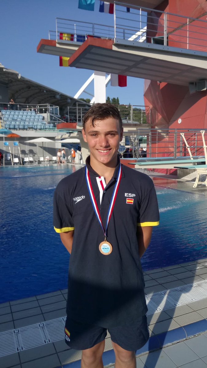 CNBARCELONA's tweet photo. Pau Comas guanya la medalla de 🥉 a la Mediterranean Cup / COMEN (categoria B) en trampolí 3m amb 293,85p

Enhorabona Pau 🙌🏻💪🏽

#cnb_salts #salts #diving #diver #platform #divingplatform #cnbisbig #seleccionespañola #rijeka #croatia #comen https://t.co/6c3nBngeui