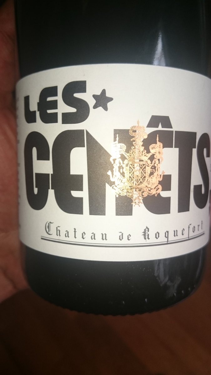 <a href="/VinojurisFrance/">VINOJURIS Officiel</a> <a href="/TempoChevrier/">Vincent Chevrier</a> <a href="/LeMuscadet/">muscadet</a> <a href="/Vinexplore/">Vinexplore</a> <a href="/MySublivin/">Sublivin</a> <a href="/fifty_wines/">FiftyWinesofGreg</a> <a href="/Atout_Terroir/">Atout-Terroir</a> <a href="/romaincacace/">Les Pieds Sous La Table</a> <a href="/AngeGardienVin/">Cellier Domesticus⛅️</a> <a href="/lawinetech/">La WineTech 🍇</a> <a href="/lelieuduvin/">Léodagan</a> <a href="/winameety/">🥂Winameety</a> @vitavinum <a href="/thomas_babin/">Thomas Babin</a> <a href="/vinosoftcom/">Vinosoft</a> @ParolesetVin <a href="/Lee__Corn/">Lee Corn 🍥</a> <a href="/EasyBacchus/">EasyBacchus</a> @adelineduracell <a href="/CaveasyApp/">Caveasy</a> <a href="/iDealwine/">iDealwine | FR 🇫🇷</a> @AveineOfficiel <a href="/_Vinovae/">VINOVAE</a> <a href="/lesgrappes/">Les Grappes</a> <a href="/WODWineOnDemand/">Wine On Demand</a> <a href="/philippe1richy/">Philippe Richy</a> <a href="/TrinqueFougasse/">Trinque Fougasse</a> <a href="/VinsduLanguedoc/">Vins du Languedoc</a> <a href="/pezenas_online/">Pézenas online</a> <a href="/VilledePezenas/">Ville de Pezenas</a> <a href="/hautlignieres/">jerome rateau wine</a> <a href="/AOCVINSDUBUGEY/">AOC VINS BUGEY</a> <a href="/PrintempsBugey/">Printemps Vins Bugey</a> <a href="/LPBallon/">Le Petit Ballon</a> <a href="/TrocWine/">TrocWine</a> <a href="/WineServicesGrp/">Wine Services Group</a> <a href="/scorelab_io/">Scorelab.io</a> <a href="/JeanBouteille/">Jean Bouteille</a> <a href="/PlugWine/">Plugwine</a> <a href="/VignesdeNantes/">Les Vignes de Nantes</a> @vignoblenantes <a href="/vinsdeloire/">Vins du Val de Loire</a> <a href="/techloirevalley/">La French Tech Val de Loire</a> <a href="/LoireValleyWine/">Loire Valley Wines</a> <a href="/toursinmypocket/">Tours in My Pocket</a> <a href="/villedetours/">Ville de Tours</a> <a href="/VLoire_Tourisme/">Val de Loire Tourisme 🏰</a> <a href="/TouraineNature/">Touraine Nature</a> Bon, #14juillet ou pas c'est l'heure 🕛 de la #bottlebattle ! Jamais de répit pour les #startups de <a href="/lawinetech/">La WineTech 🍇</a> ! L'estocade de l'#apero est portée avec cette cuvée Les Genêts du Château de Roquefort 100% rock et 95% Rolle 😂 @vinsdeprovence