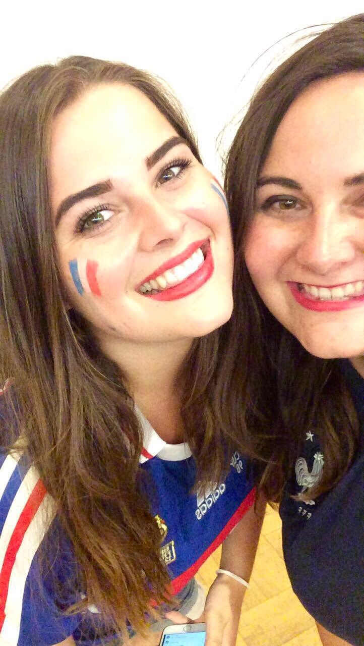 M C Est Un Jour Particulier Pour Tous Les Francais Aujourd Hui Mais Ca L Est Encore Plus Pour Moi Joyeux Anniversaire Ma Grande Soeur Cherie Je T Aime Fort Et Je Suis Si M C Est Un Jour Particulier Pour Tous Les Francais Aujourd Hui Mais Ca L Est Encore Plus Pour Moi Joyeux Anniversaire Ma Grande Soeur Cherie Je T Aime Fort Et Je Suis Si