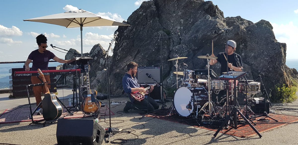 Un spot improbable! Jouer au sommet du Puy de Dôme! C'était magique #live #mountain #soulpower